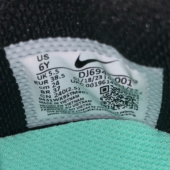 Nike Future Field Cleats-Size 6 Youth/6 Men’s/7.5 Women’s - Picture 14 of 14